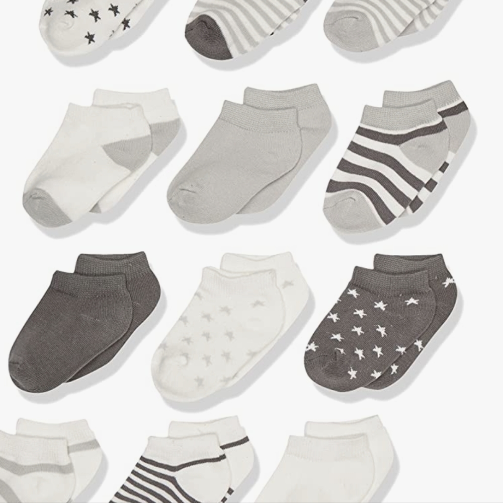 20 PAIRS - 0-6M BABY SOCKS